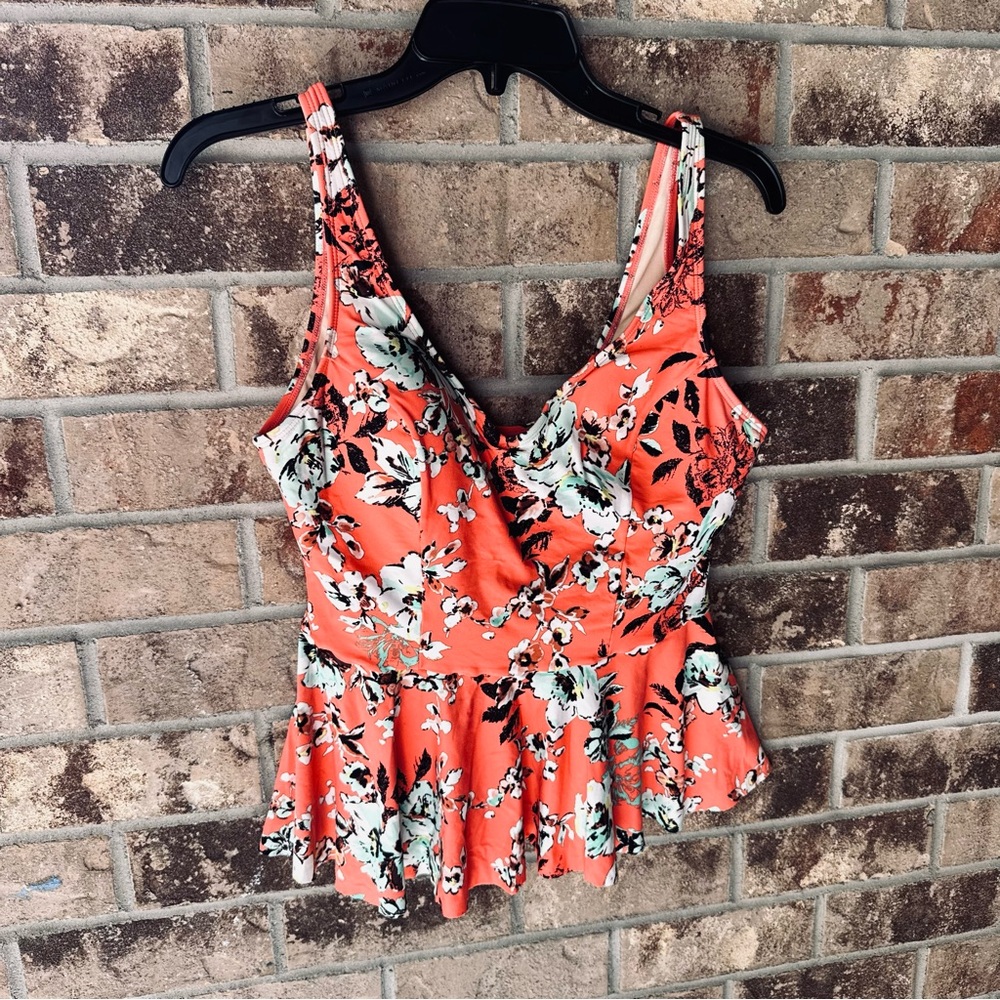Vibrant Floral Women's Swim Top - Coral